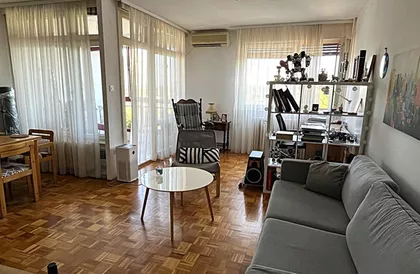 Bulevar Oslobođenja | 4zida.rs