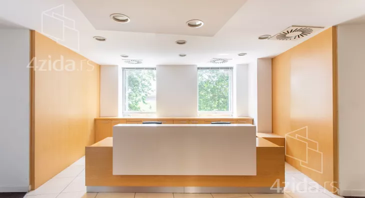 Poslovni prostor | 4zida