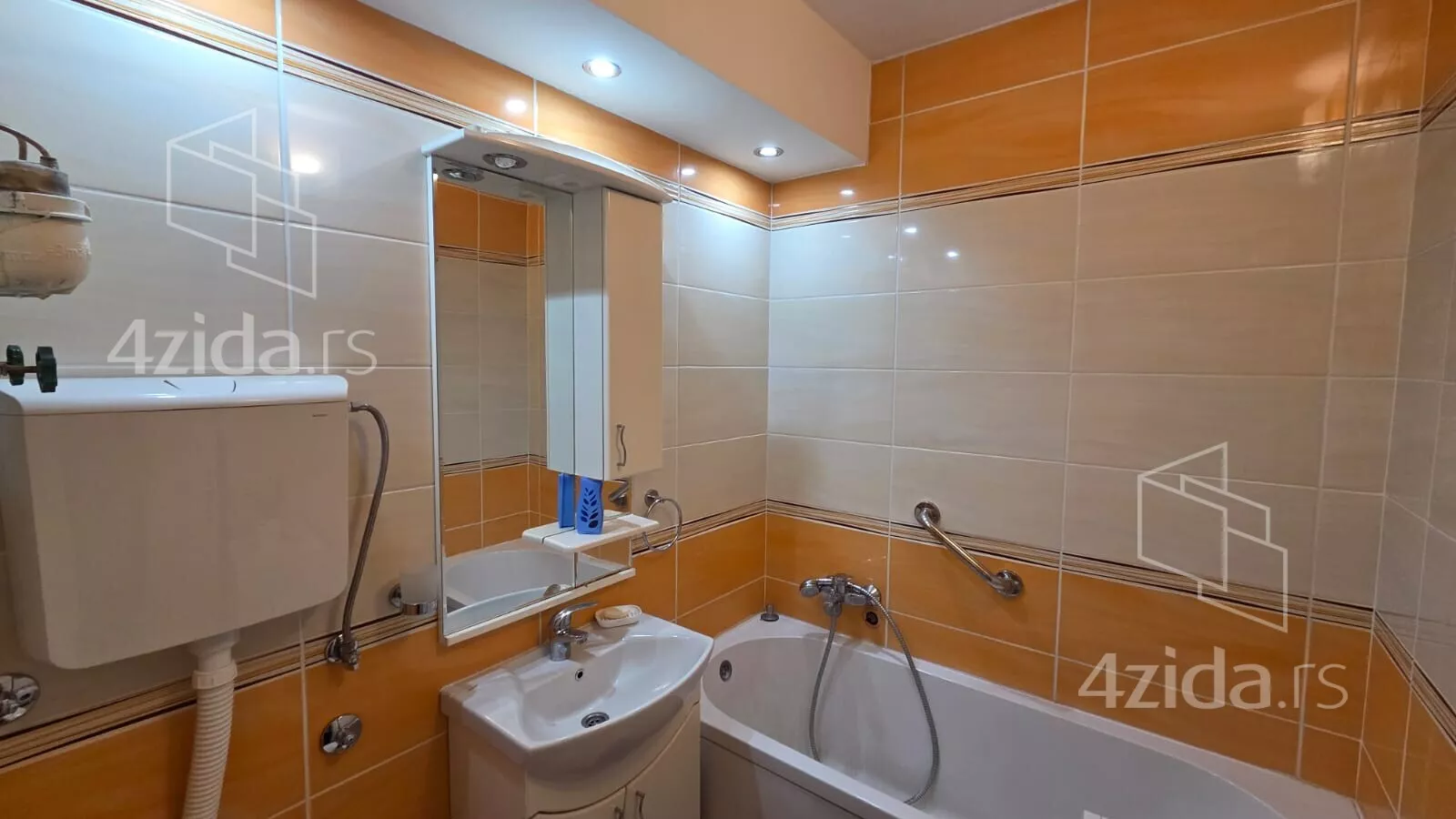 Dvoiposoban stan | 4zida