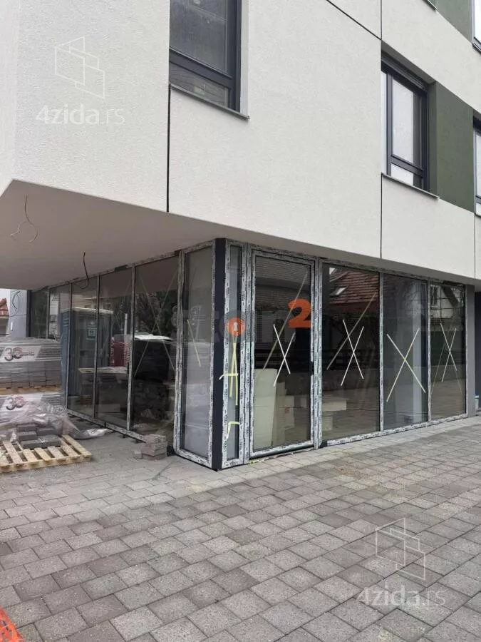 Poslovni prostor | 4zida