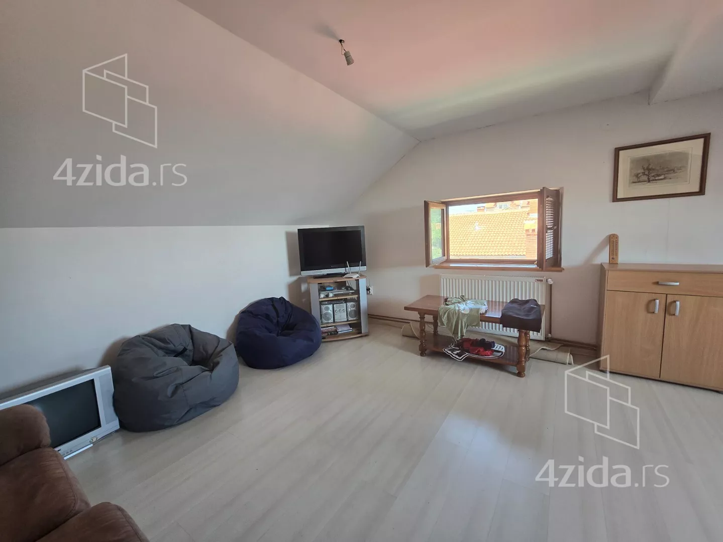 3-etažna kuća | 4zida