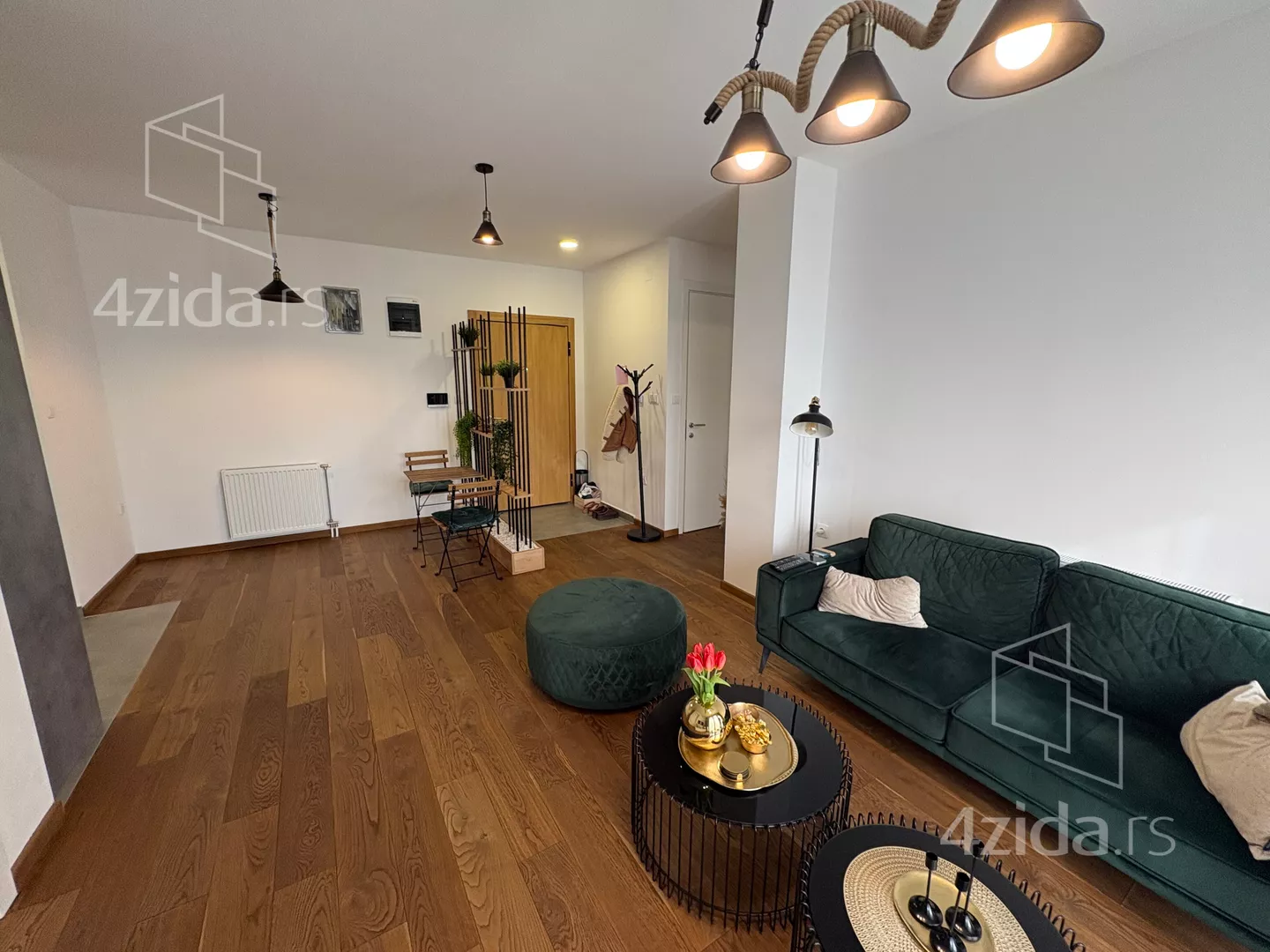 Dvoiposoban stan | 4zida