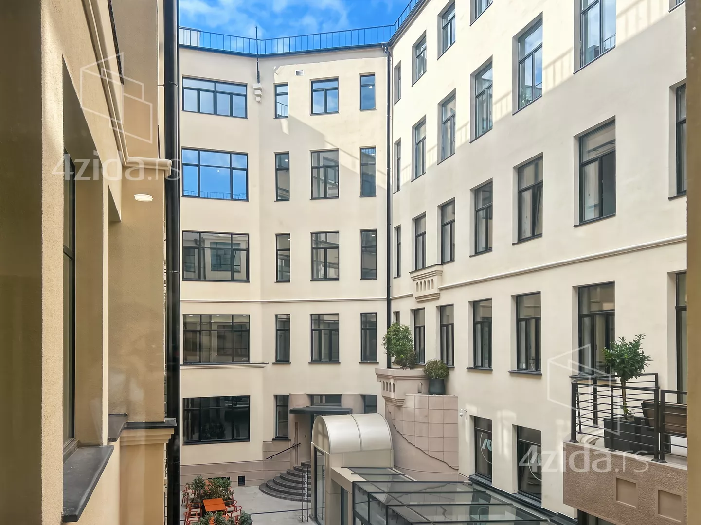 Poslovni prostor | 4zida