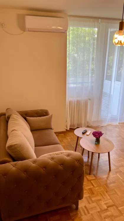 Jurija Gagarina 102 | 4zida.rs