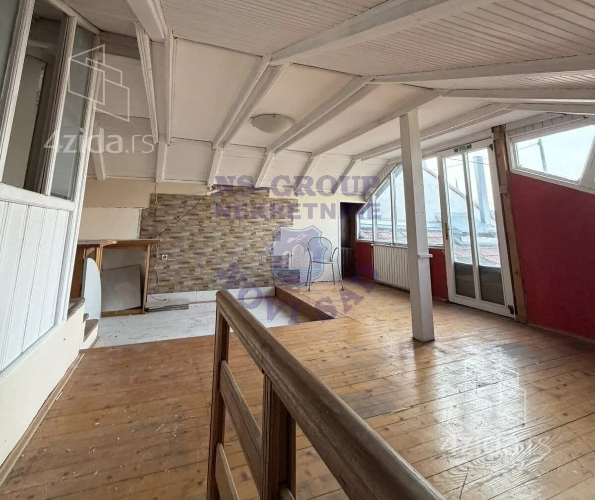 Petosoban stan | 4zida