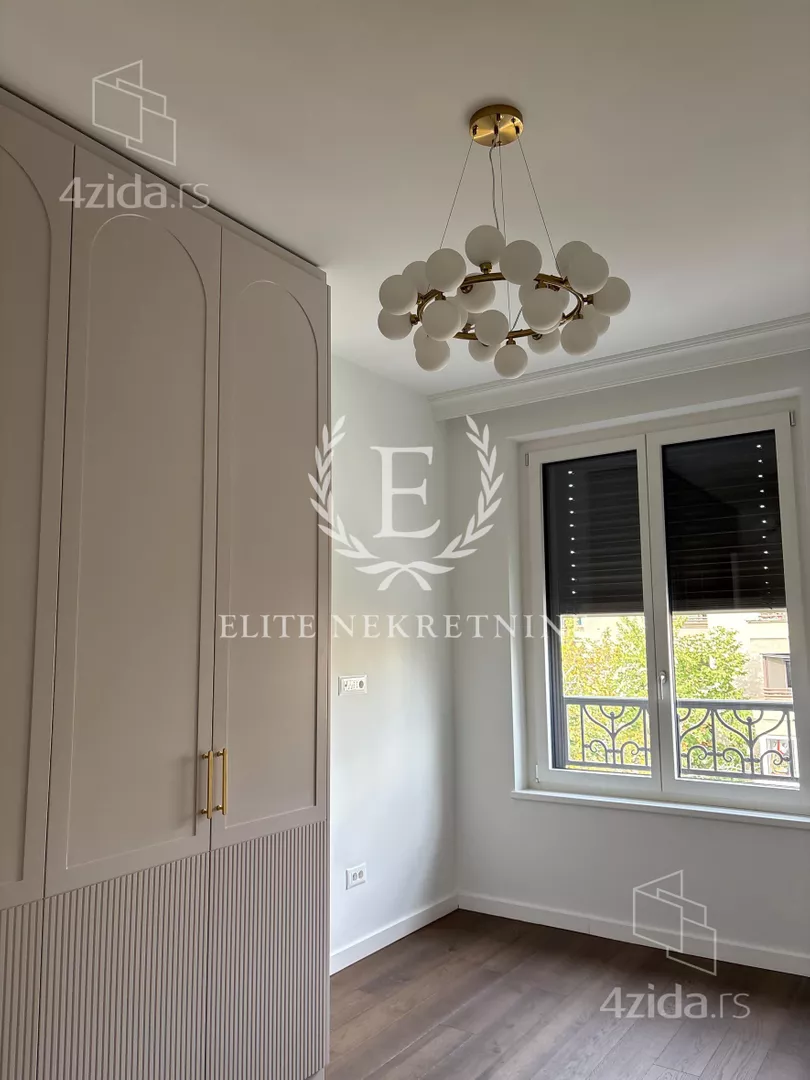 Petosoban stan | 4zida