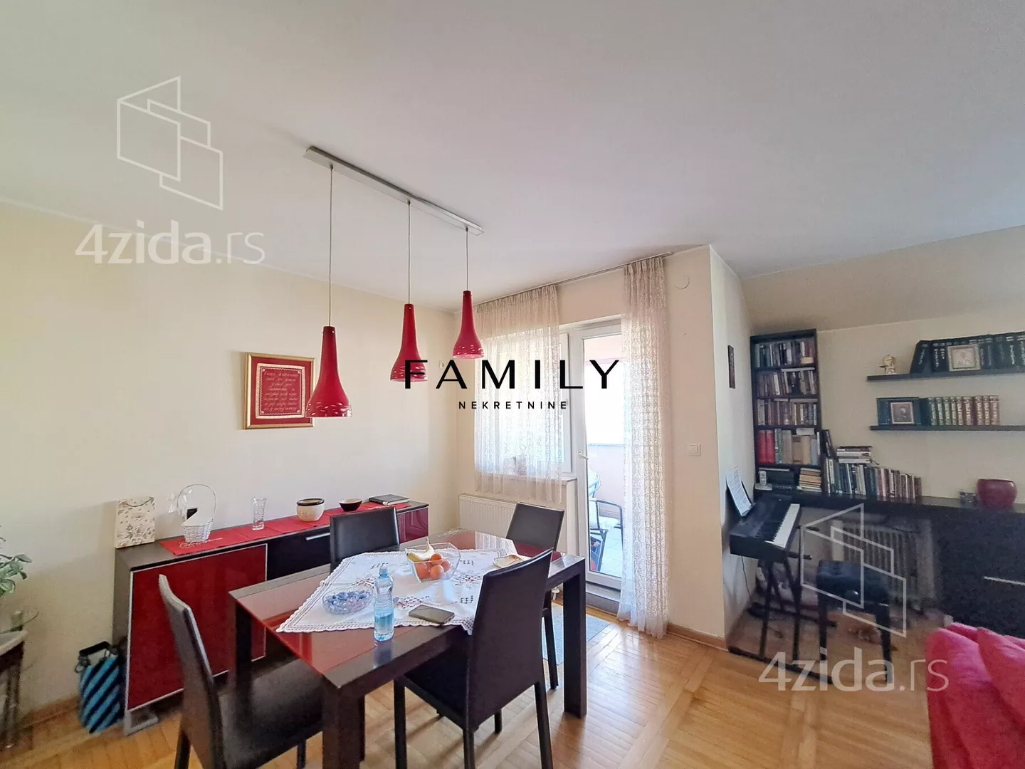 Petosoban stan | 4zida