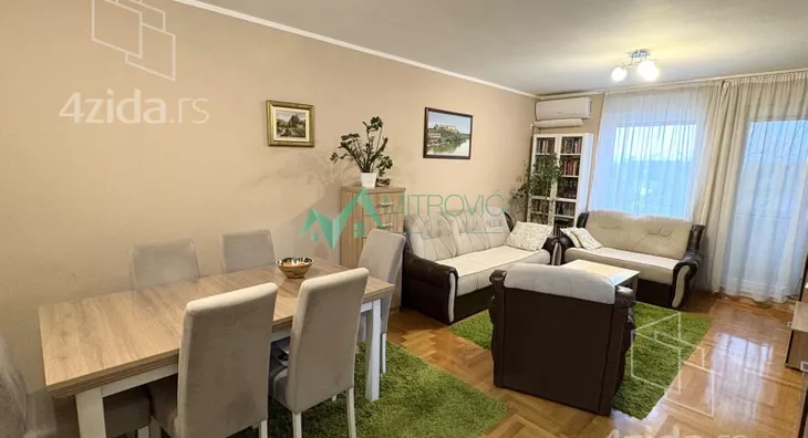 Dvoiposoban stan | 4zida