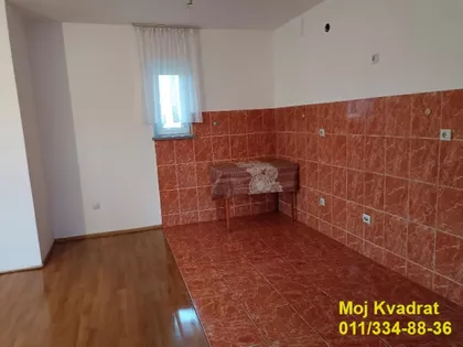 Popova bara nova 210. | 4zida.rs