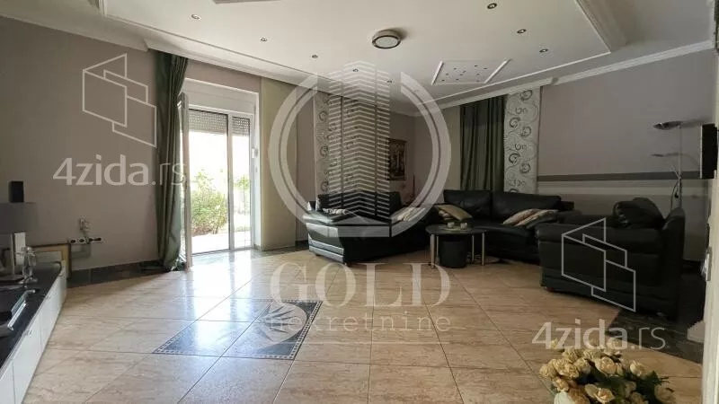 4-etažna kuća | 4zida