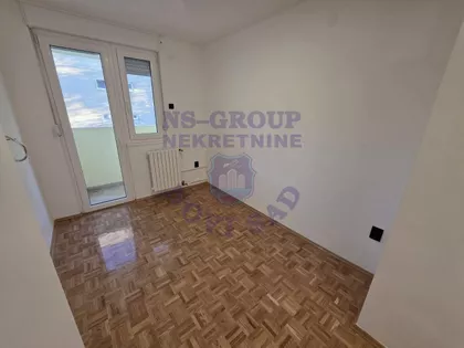 Pariske Komune | 4zida.rs