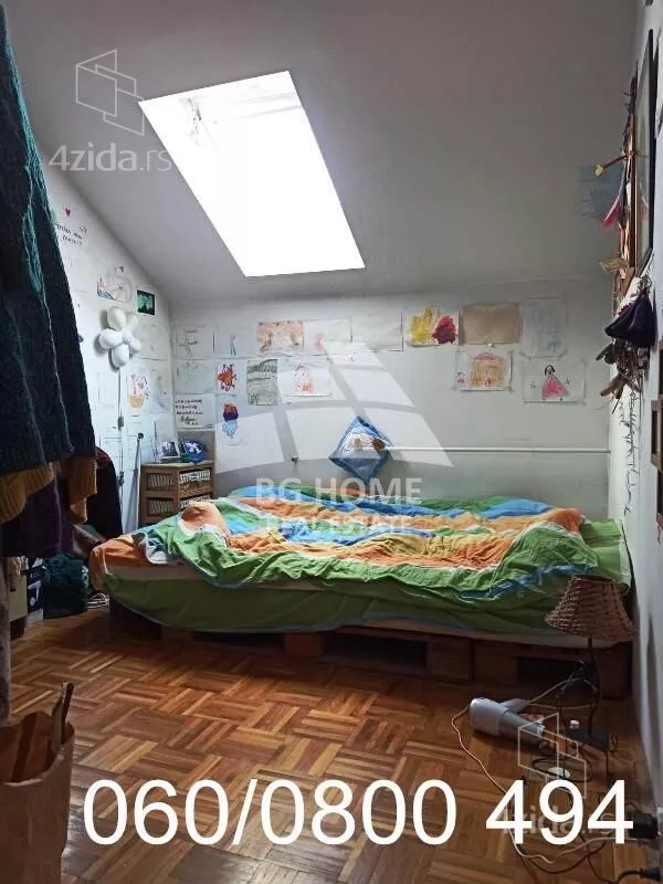 Troiposoban stan | 4zida