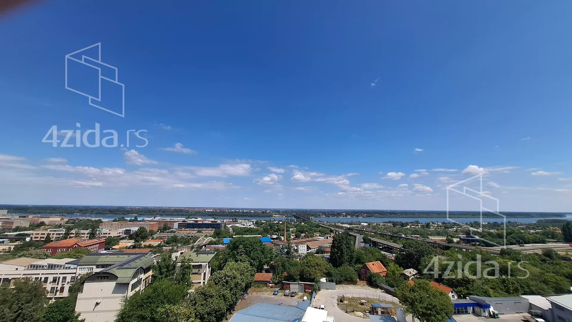 Troiposoban stan | 4zida
