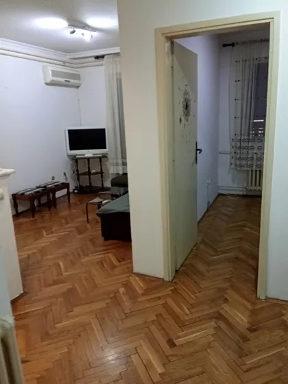 Čiče Romanijskog 6 | 4zida.rs