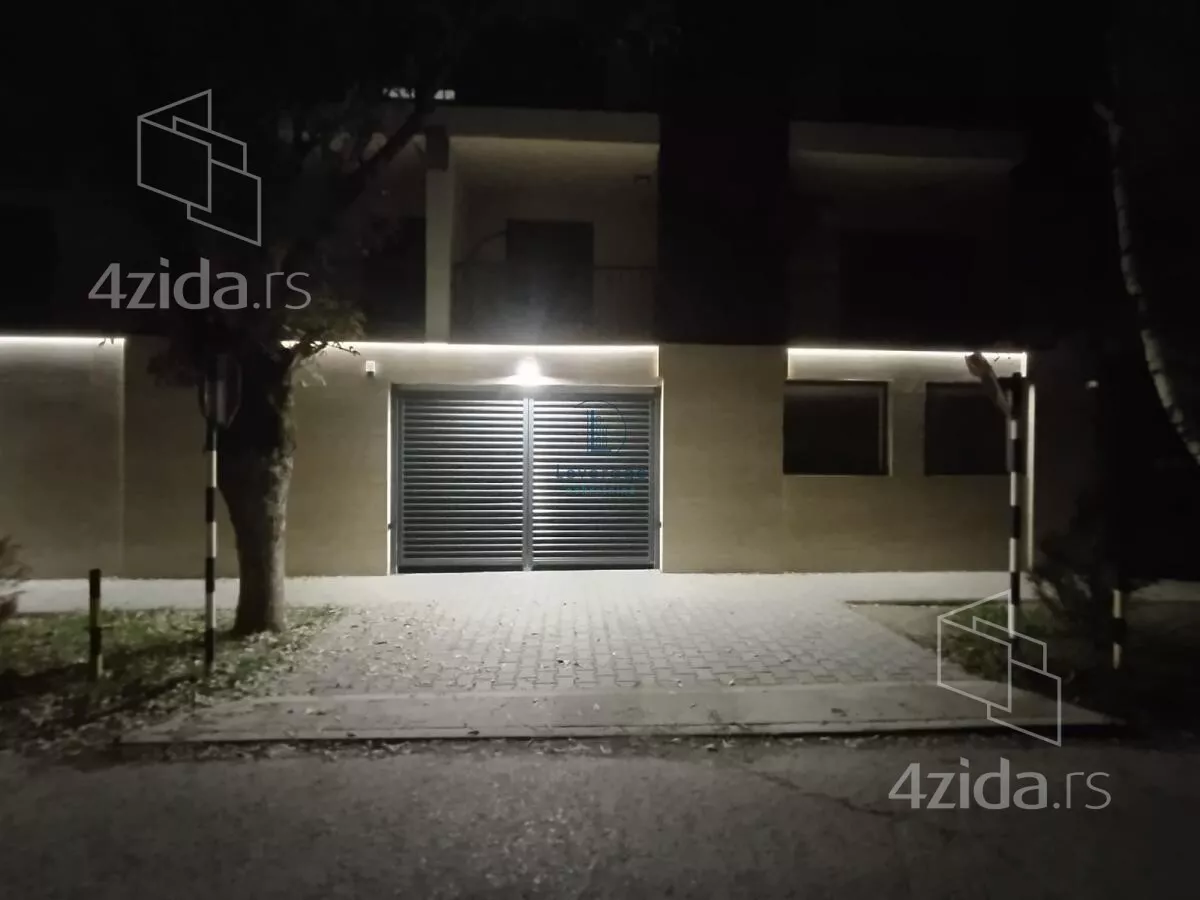 Garaža/Parking | 4zida