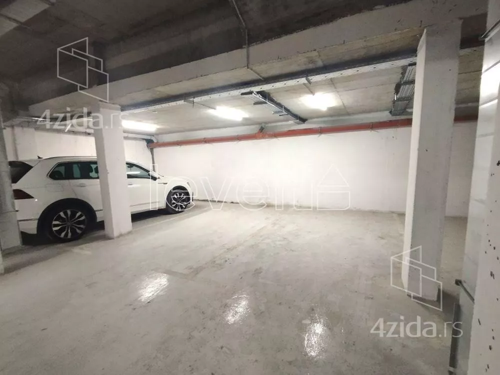 Garaža | 4zida