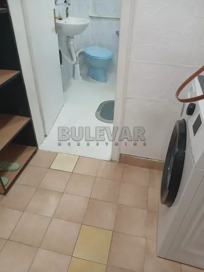 Zmaj Jovina | 4zida.rs