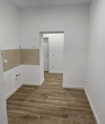 Hercega Stjepana bb | 4zida.rs
