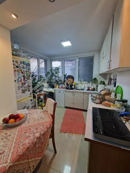 Zemun Polje | 4zida.rs