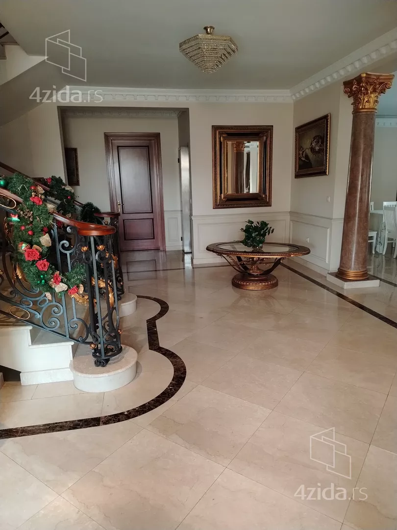 3-etažna kuća | 4zida