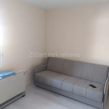 Petra Jovovića | 4zida.rs