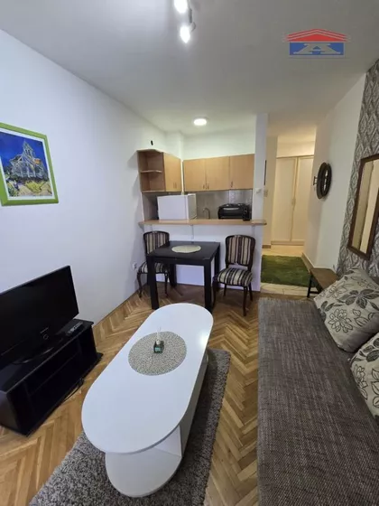 Cara Dušana | 4zida.rs