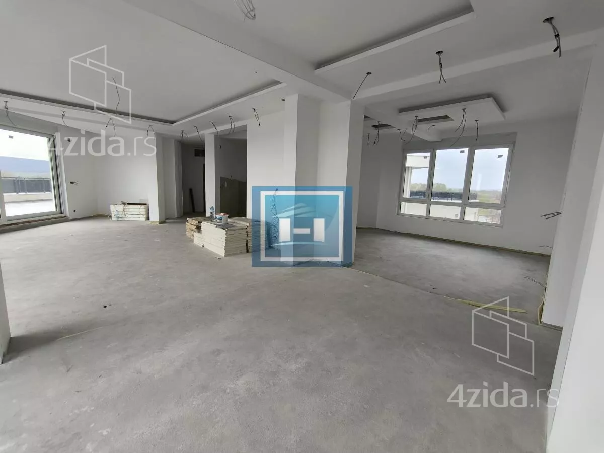 Petosoban stan | 4zida