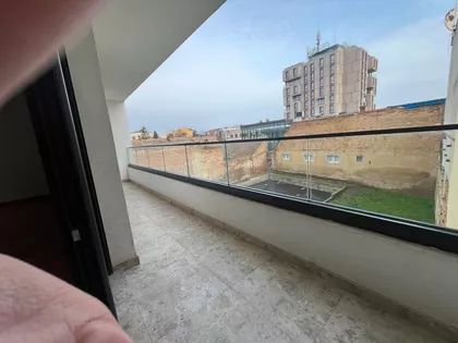 Trg Mučenika | 4zida.rs