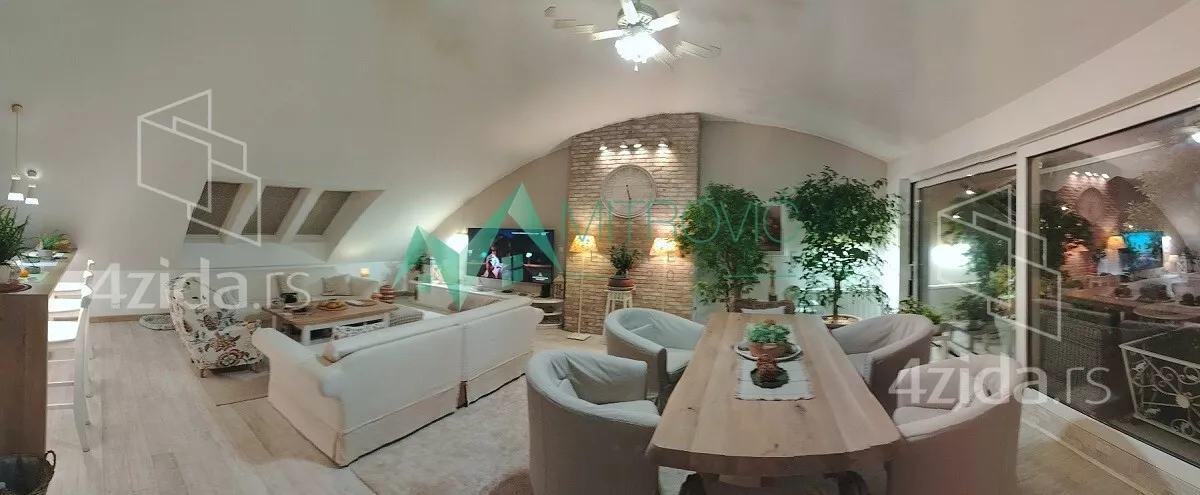 Petosoban stan | 4zida