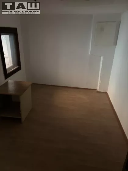 Crveni Krst Vračar | 4zida.rs