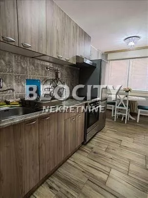 (kineski tržni centar)  -Jurija Gagarina | 4zida.rs