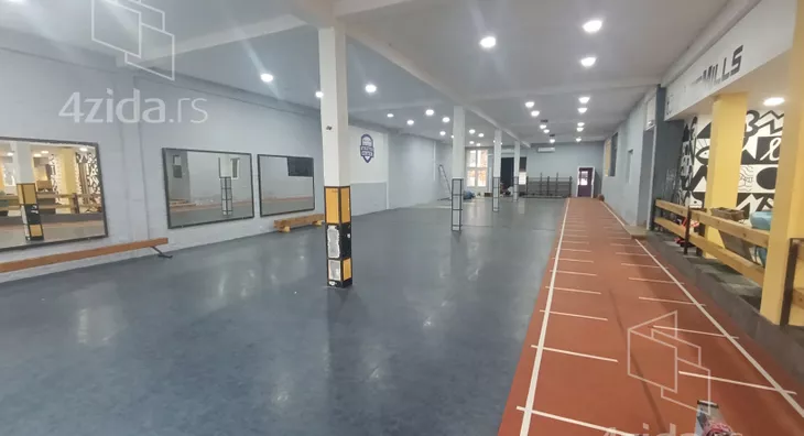 Poslovni prostor | 4zida