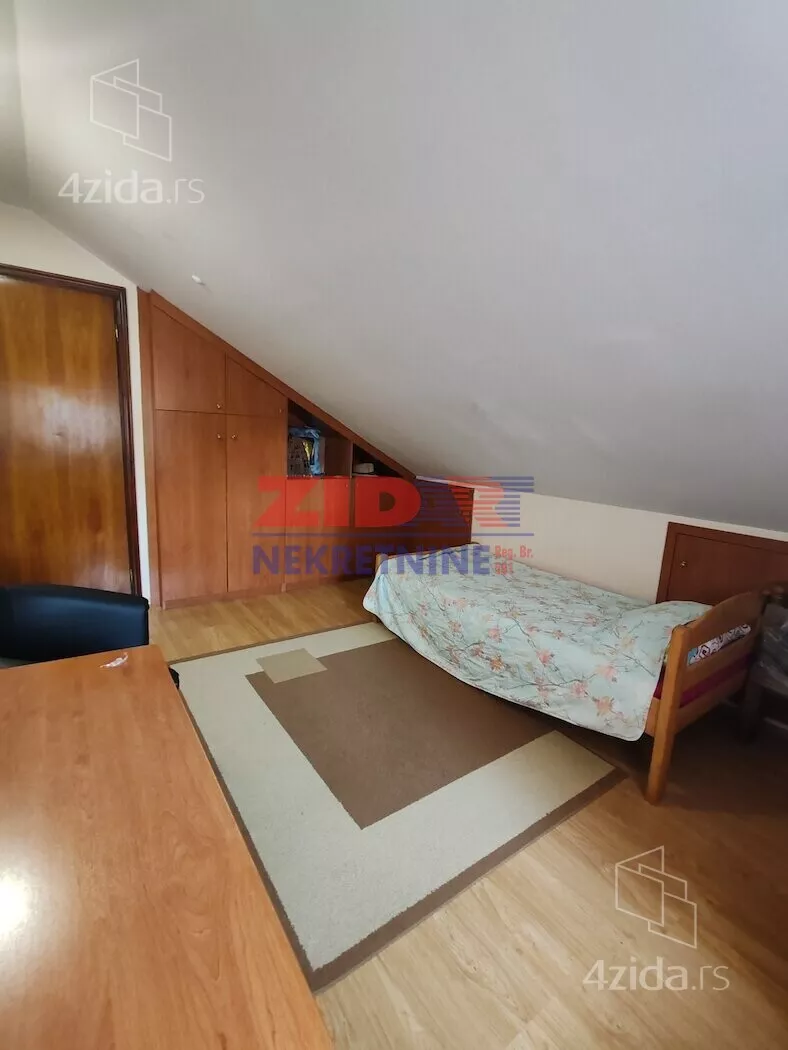 4-etažna kuća | 4zida