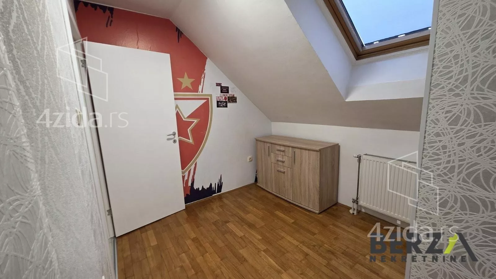 Troiposoban stan | 4zida