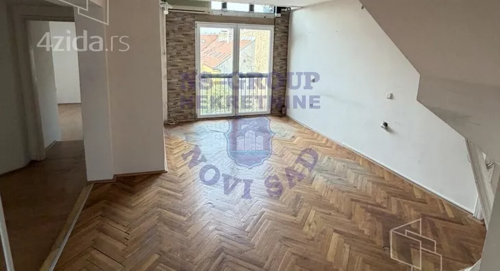 Petoiposoban stan | 4zida