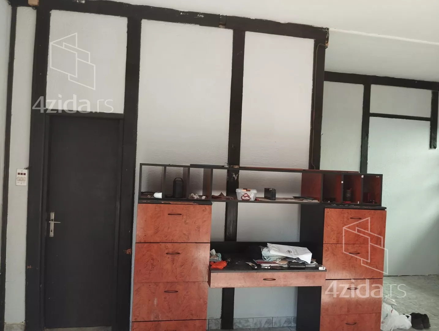 Lokal | 4zida