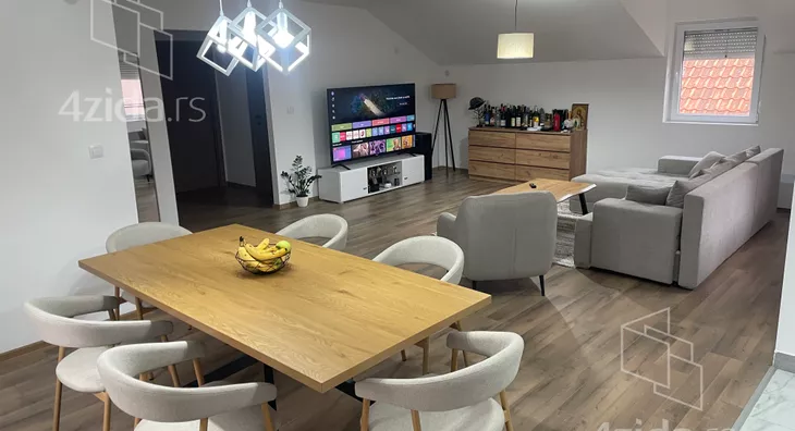 3-etažna kuća | 4zida