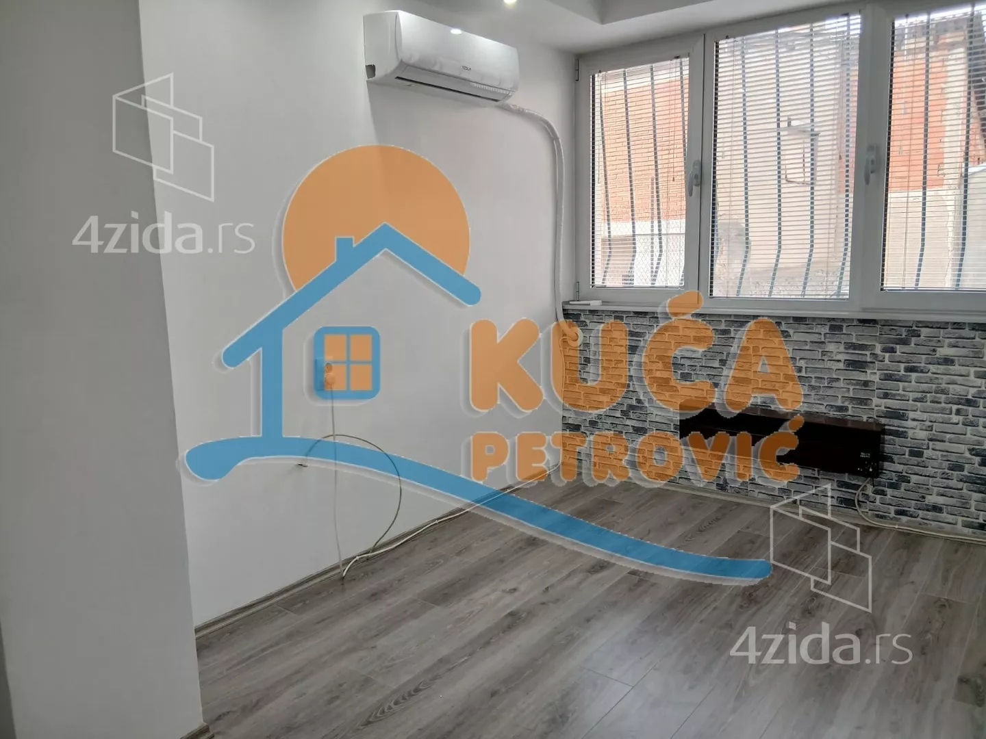 Lokal | 4zida