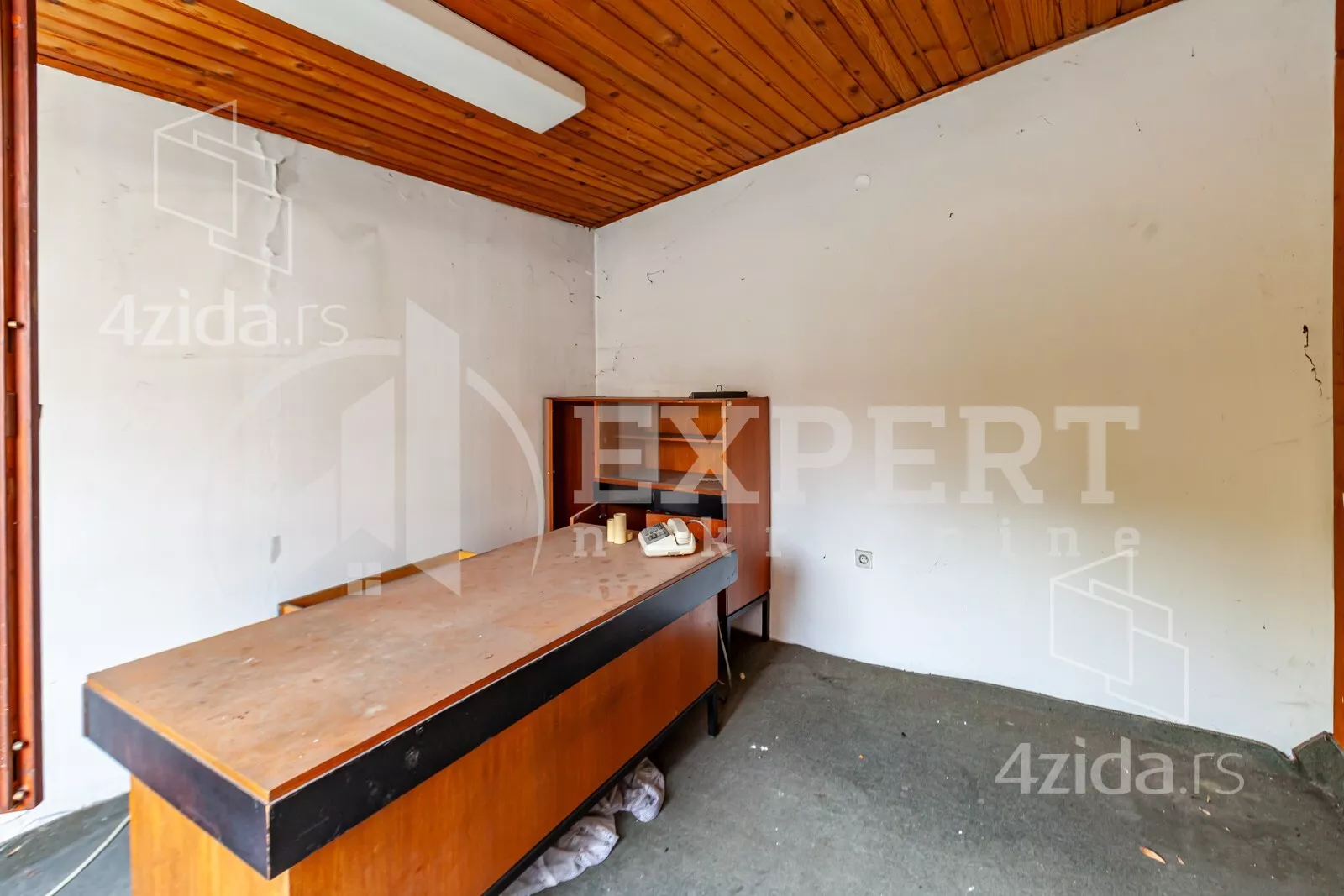 Lokal | 4zida