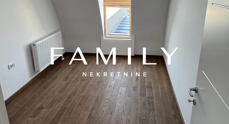 Šestoiposoban stan | 4zida