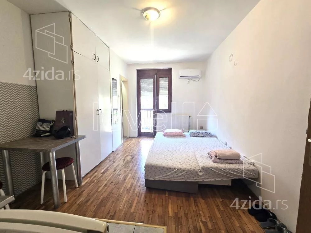 Garsonjera | 4zida