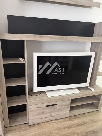 Olivere Marković | 4zida.rs