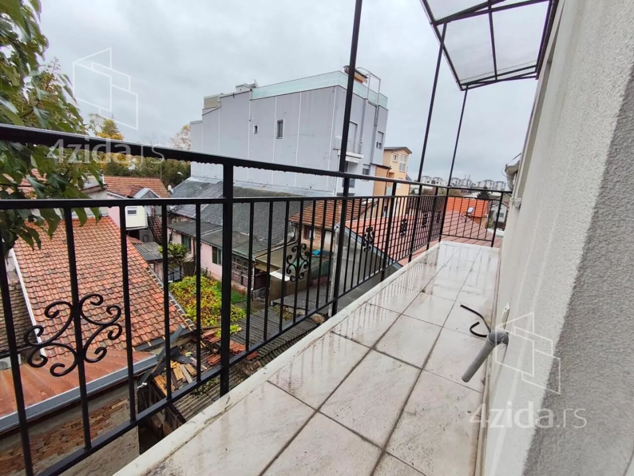 Petosoban stan | 4zida