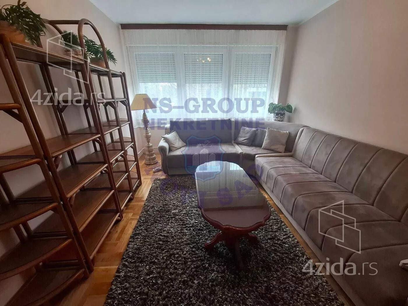 Jednoiposoban stan | 4zida