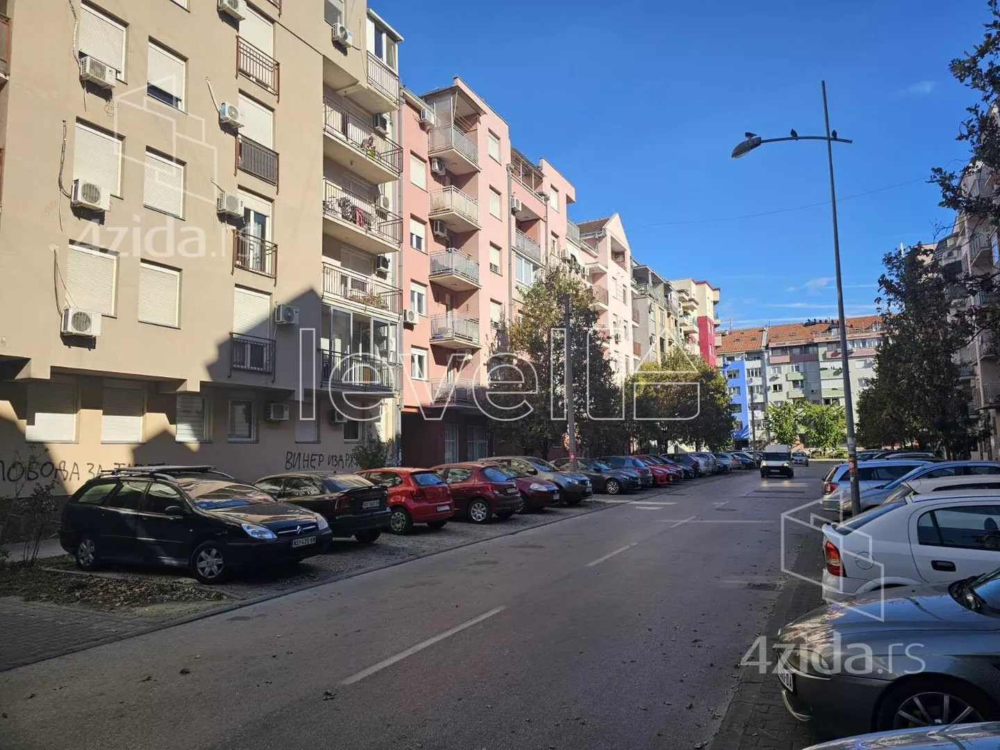 Jednoiposoban stan | 4zida