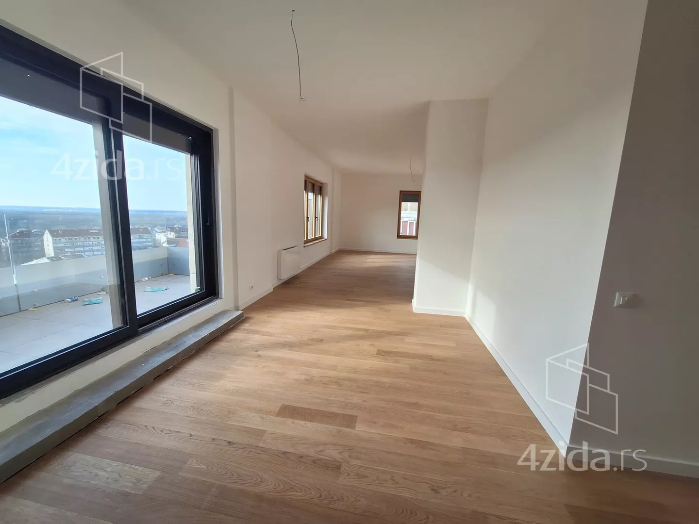 Četvorosoban stan | 4zida