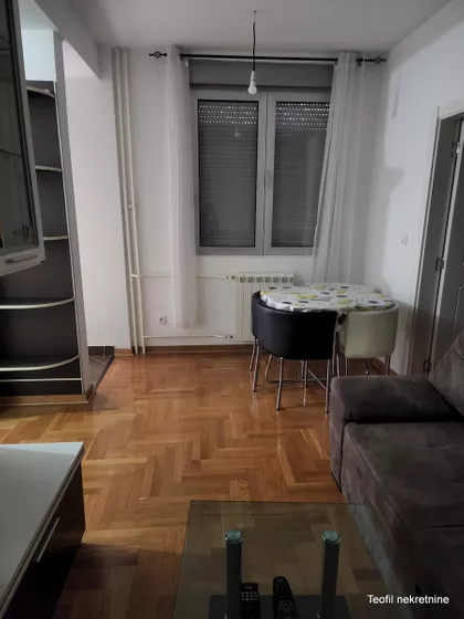Mihizova | 4zida.rs