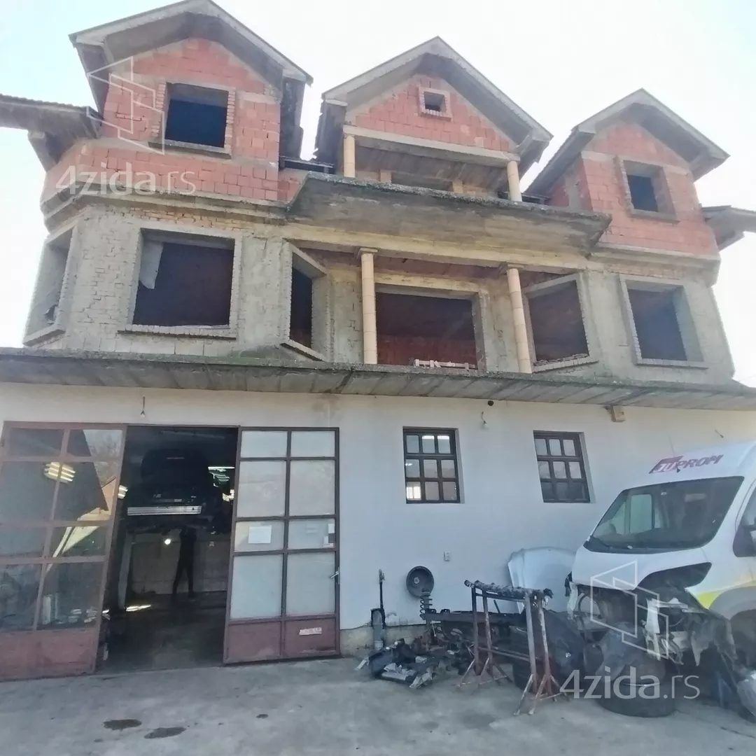 Poslovni prostor | 4zida