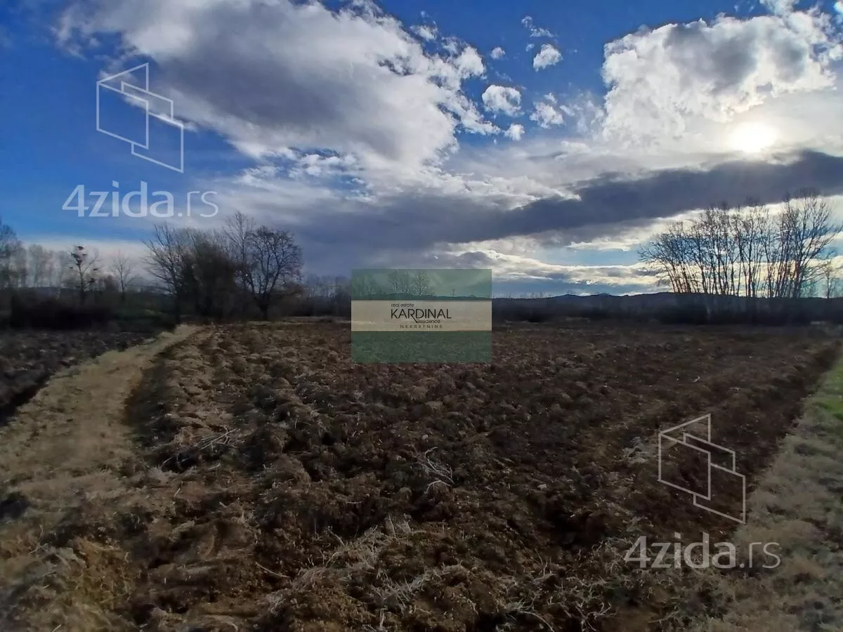 Poljoprivredno zemljište | 4zida