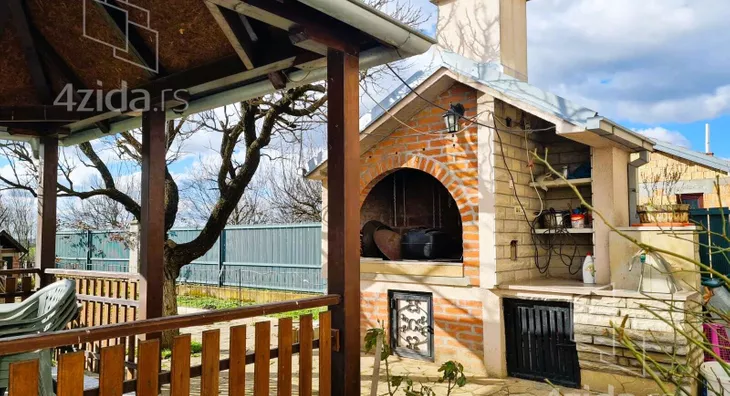 3-etažna kuća | 4zida